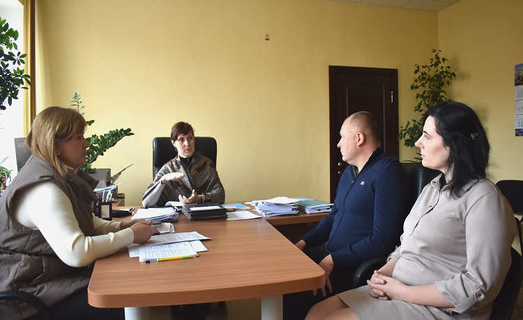 Працює Консультаційний центр . Фото № 1/0