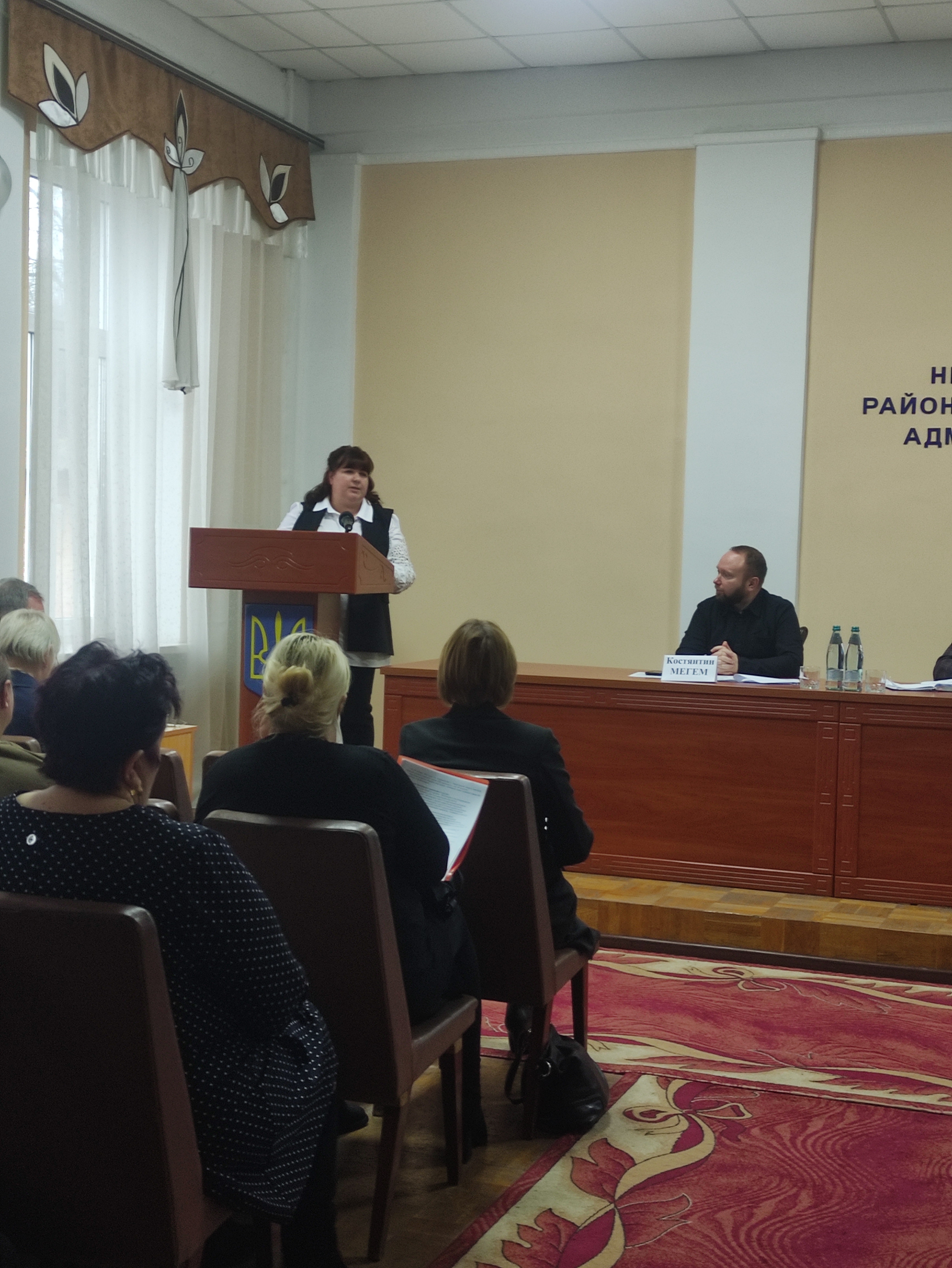 «Діалоги влади і бізнесу» в Ніжинській РВА за участі в. о. начальника Головного управління ДПС у Чернігівській області Тетяни Рубан. Фото № 4/3