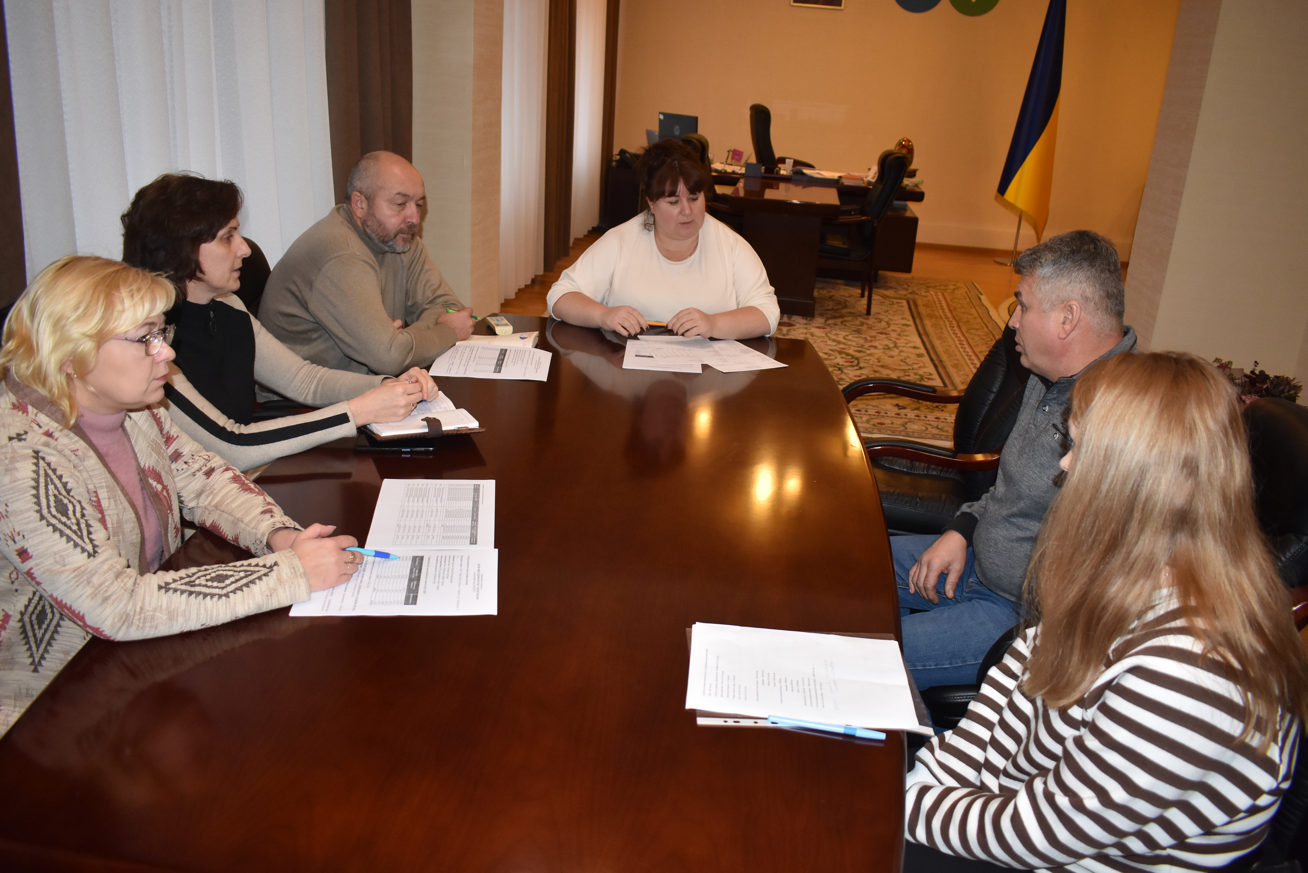 В. о. начальника Головного управління ДПС у Чернігівській області Тетяна Рубан провела зустріч з представниками бізнес-спільноти Чернігівщини . Фото № 3/2