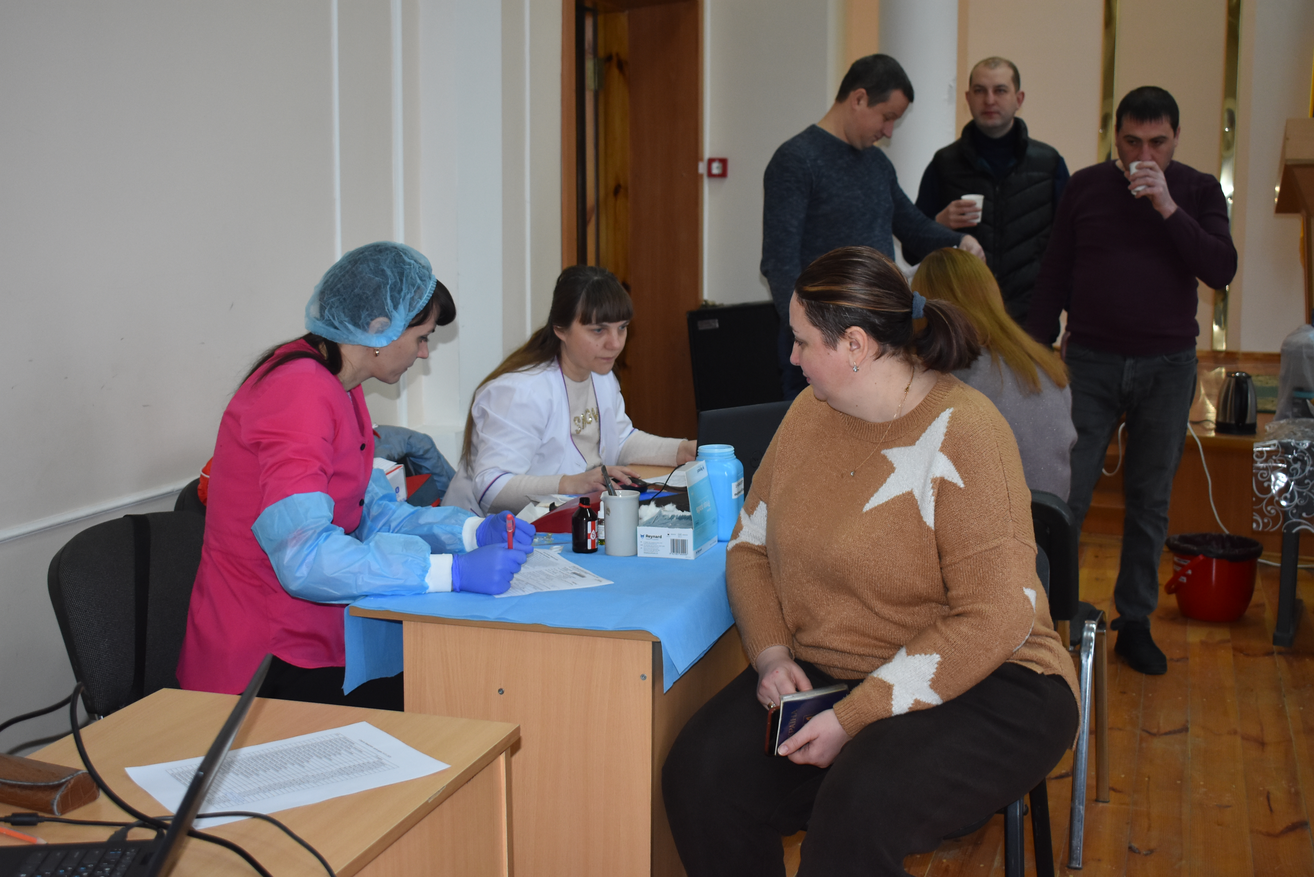 Податківці Чернігівщини вкотре стали донорами. Фото № 4/3