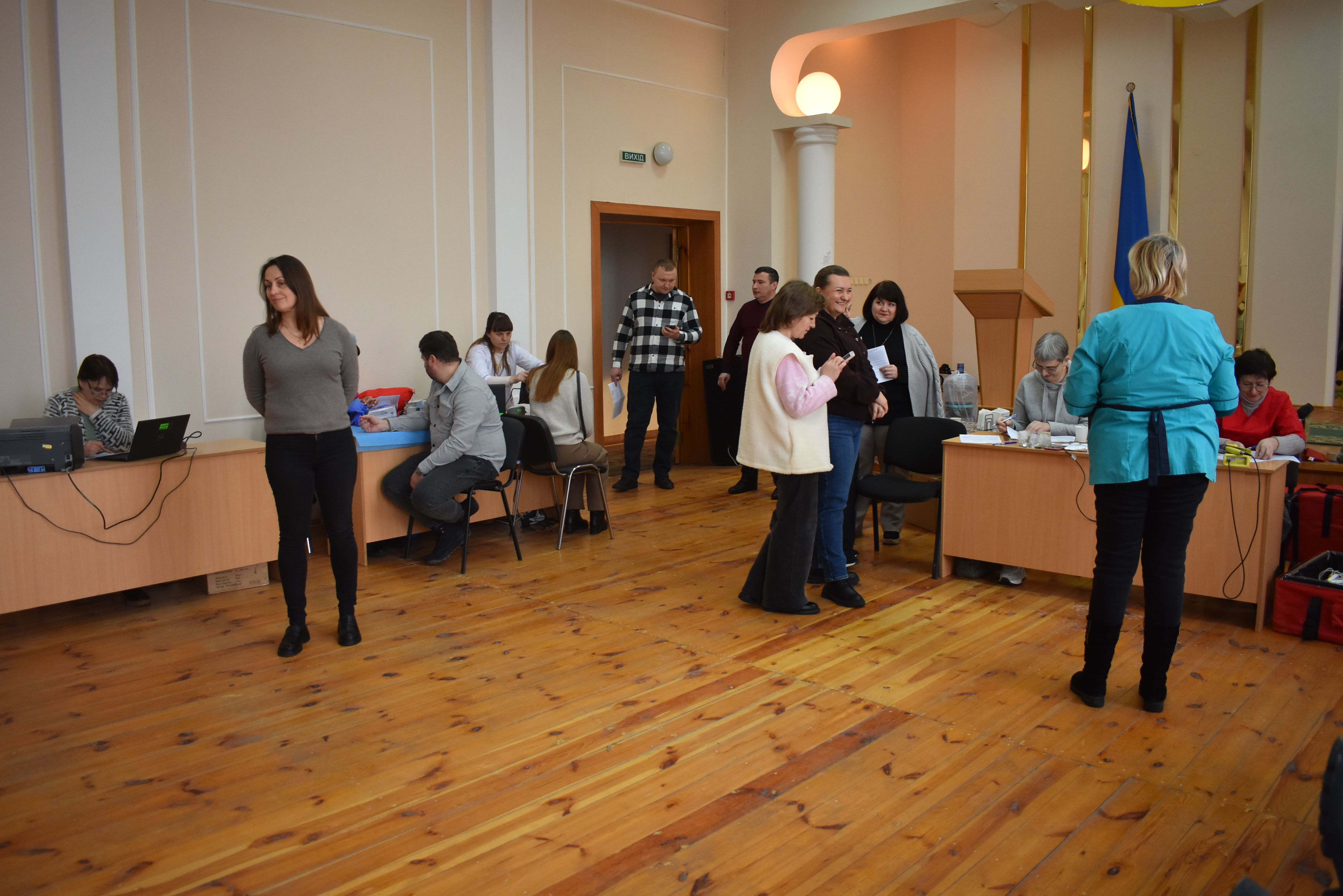 Податківці Чернігівщини вкотре стали донорами. Фото № 12/11