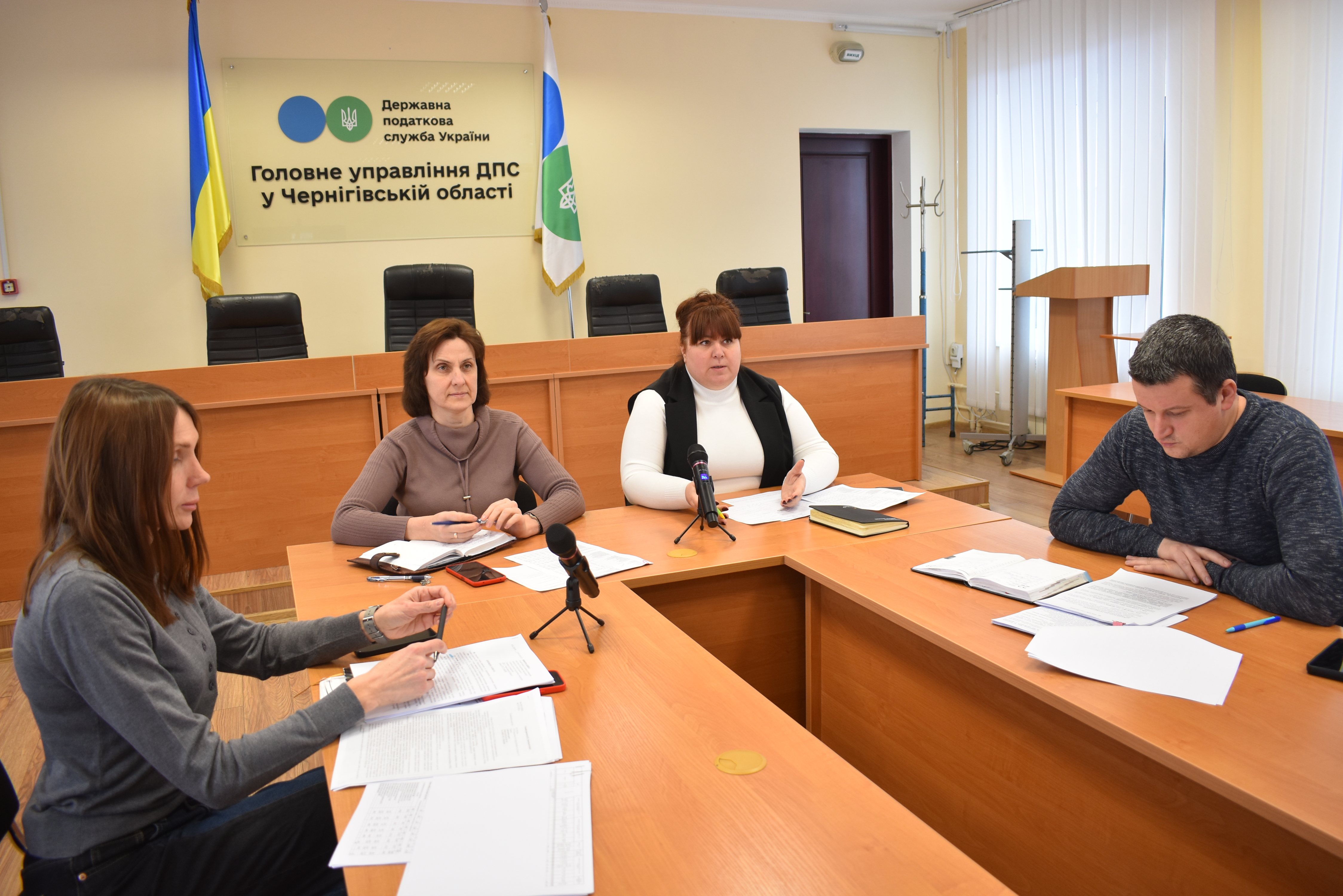 В. о. начальника Головного управління ДПС у Чернігівській області Тетяна Рубан провела зустріч з питань упередження ризиків у господарській діяльності. Фото № 4/3