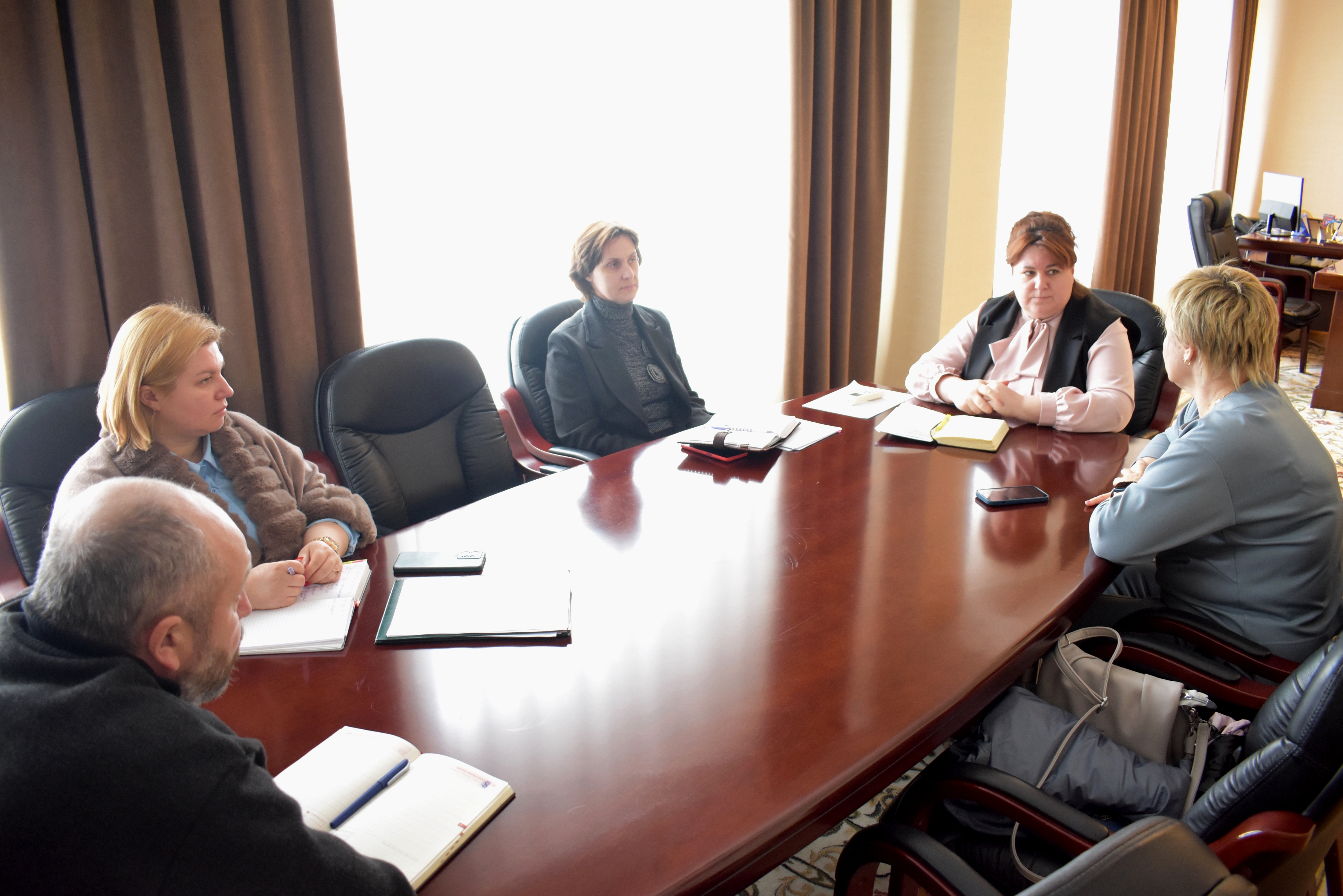 Відбулась робоча зустріч керівництва податкової з начальником відділу з питань ветеранської політики Чернігівської ОВА. Фото № 4/3