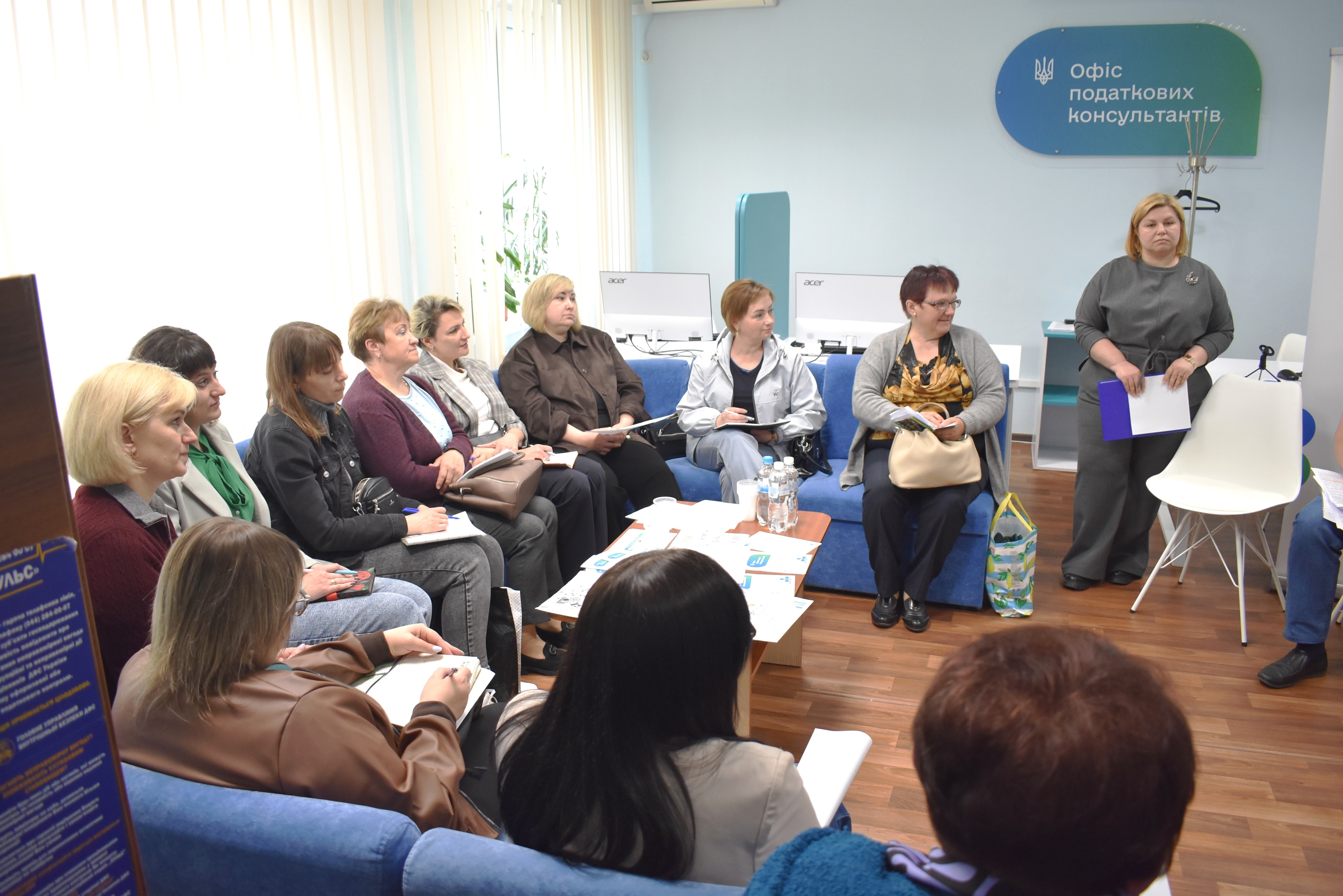 Відбулась зустріч з представниками громад Чернігівського району з питань дотримання податкового законодавства при реалізації підакцизної продукції. Фото № 1/0