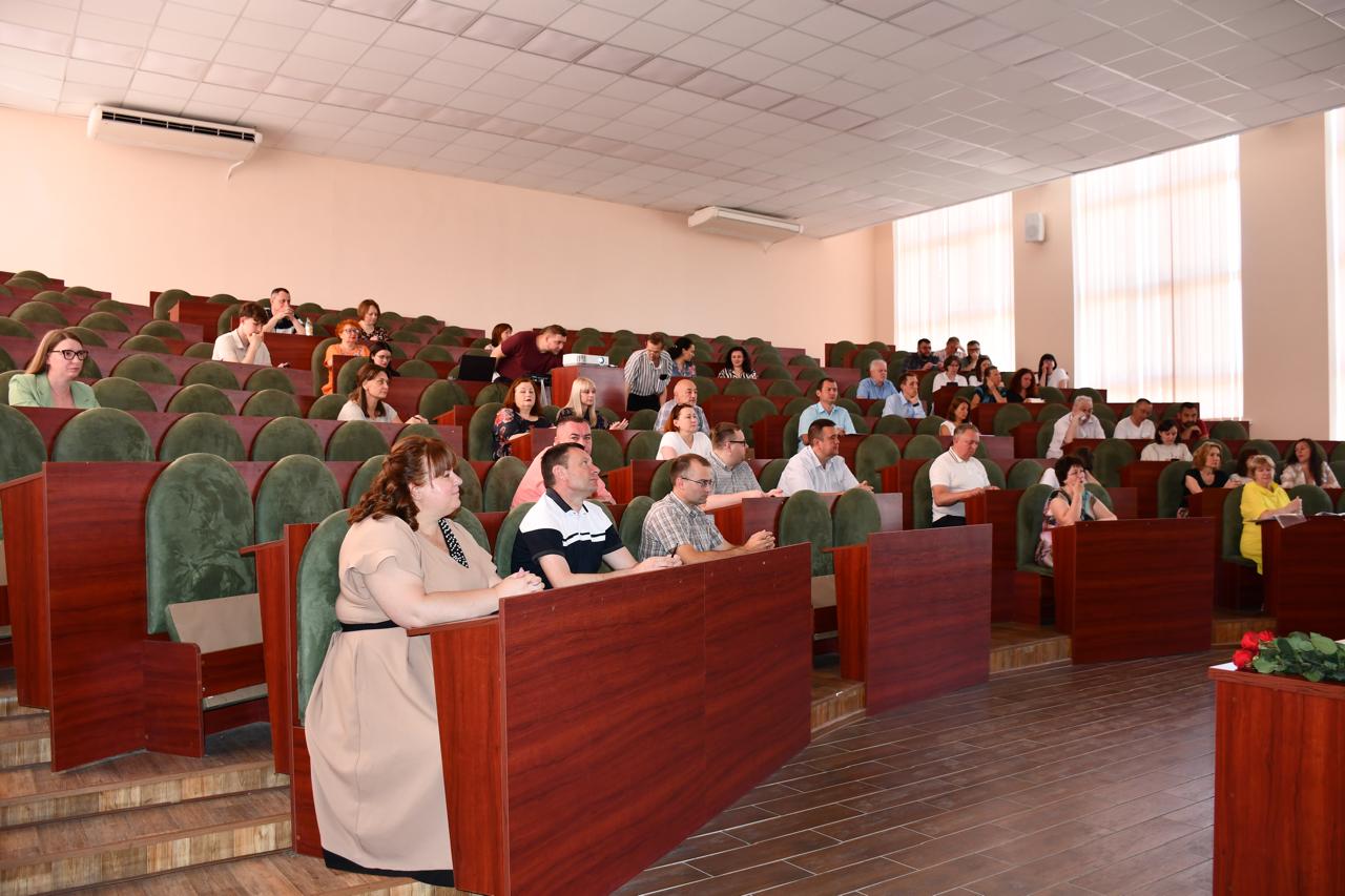 Визнання лідерства та синергії науки і практики: Тетяні Рубан вручено диплом Почесного доктора «Чернігівської політехніки». Фото № 2/1