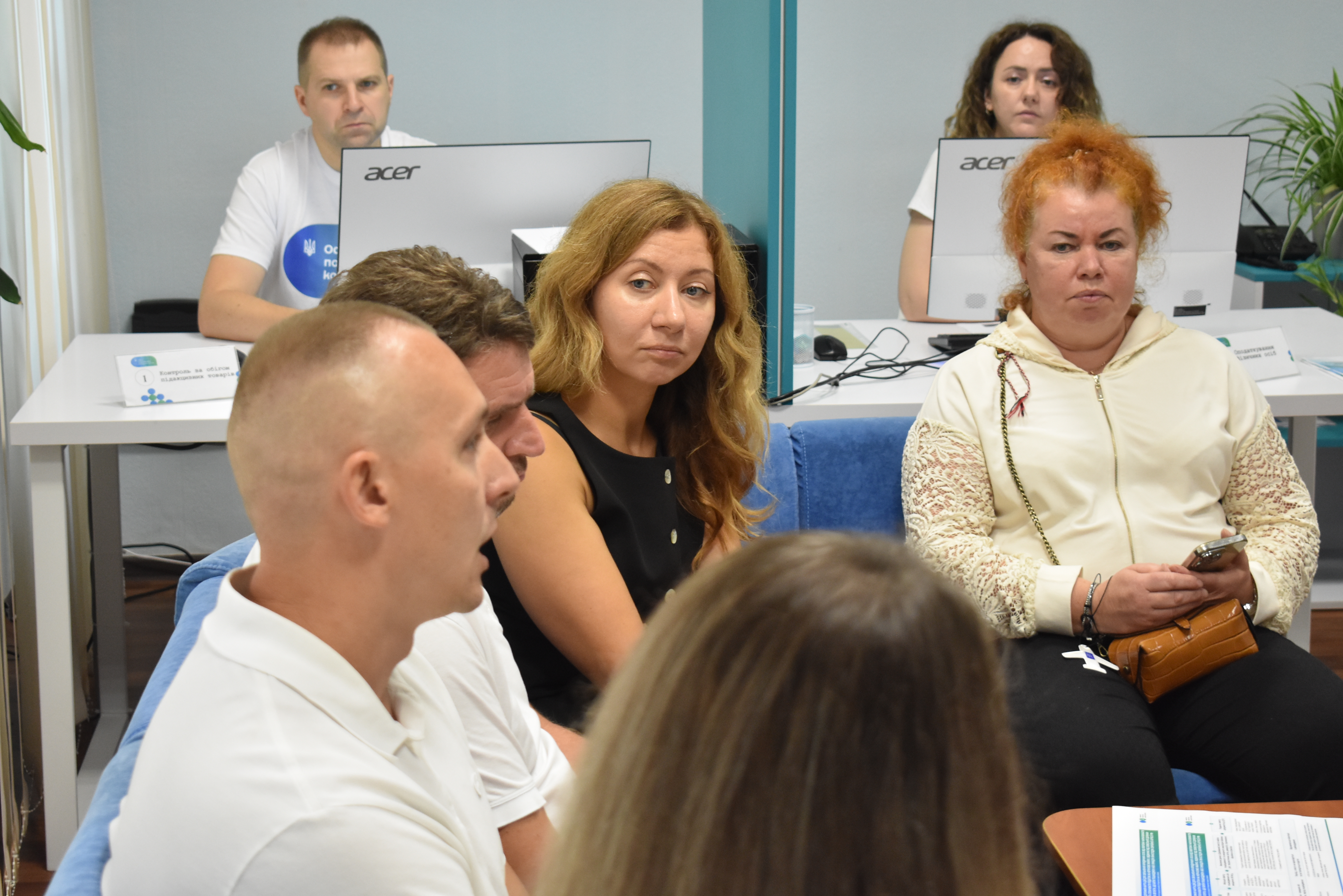 У Головному управлінні ДПС у Чернігівській області відзначили річницю роботи Офісу податкових консультантівУ Головному управлінні ДПС у Чернігівській області відзначили річницю роботи Офісу податкових. Фото № 6/5