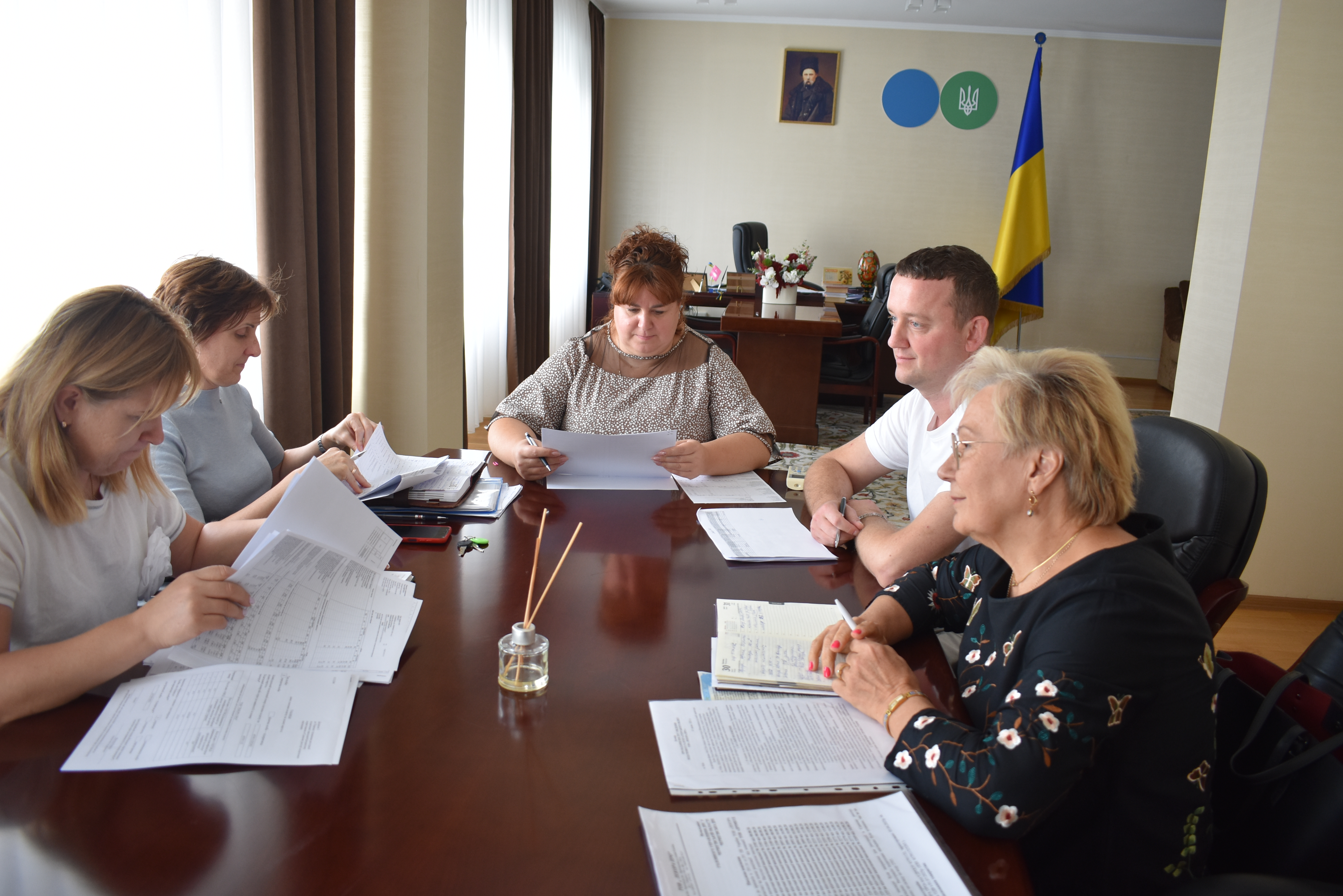 У ГУ ДПС у Чернігівській області проведено зустрічі з представниками бізнес-спільноти Чернігівщини щодо упередження ризиків у господарській діяльності. Фото № 1/0