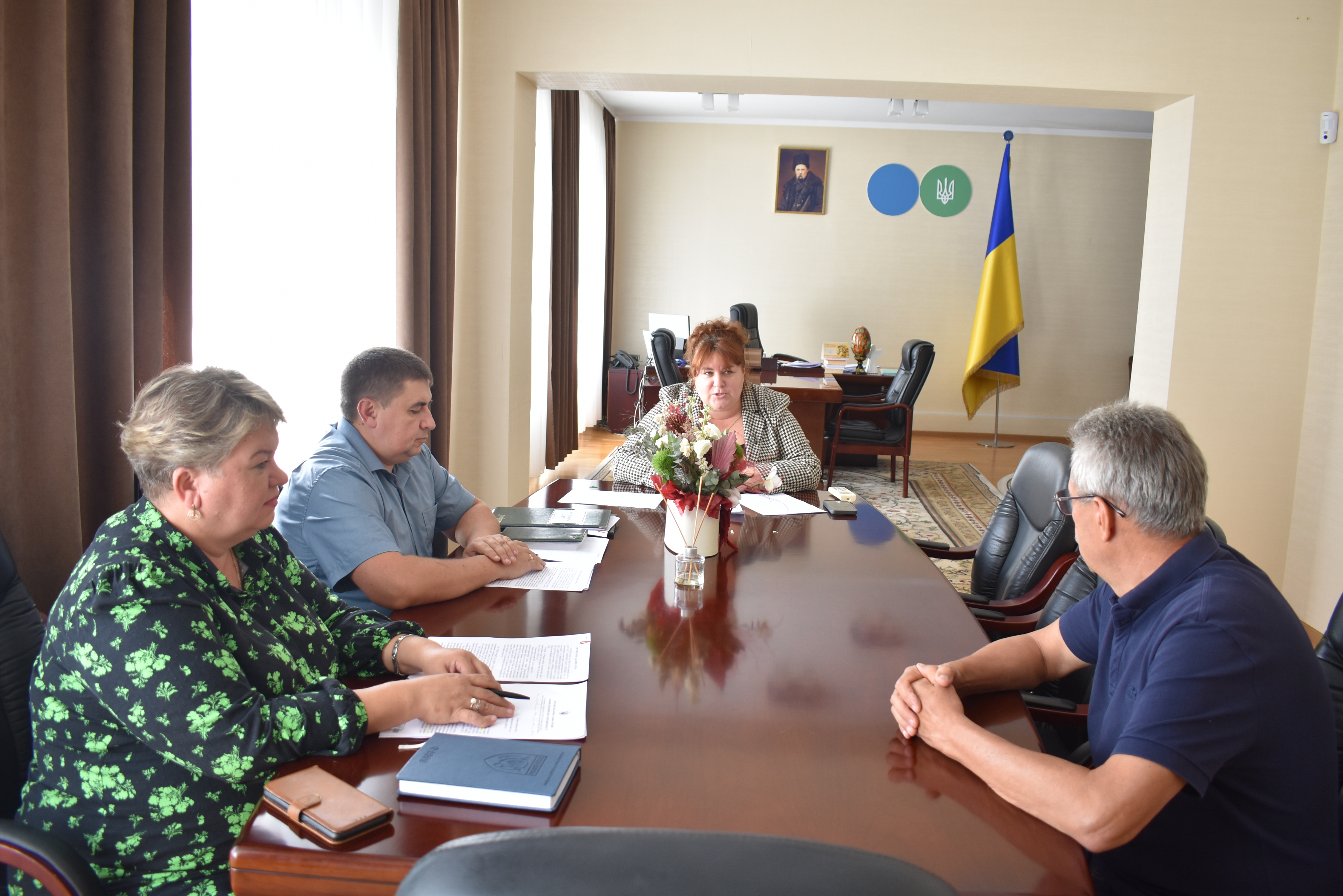 Питання, що виникли в ході документальної перевірки обговорили під час робочої зустрічі у ГУ ДПС у Чернігівській області. Фото № 2/1