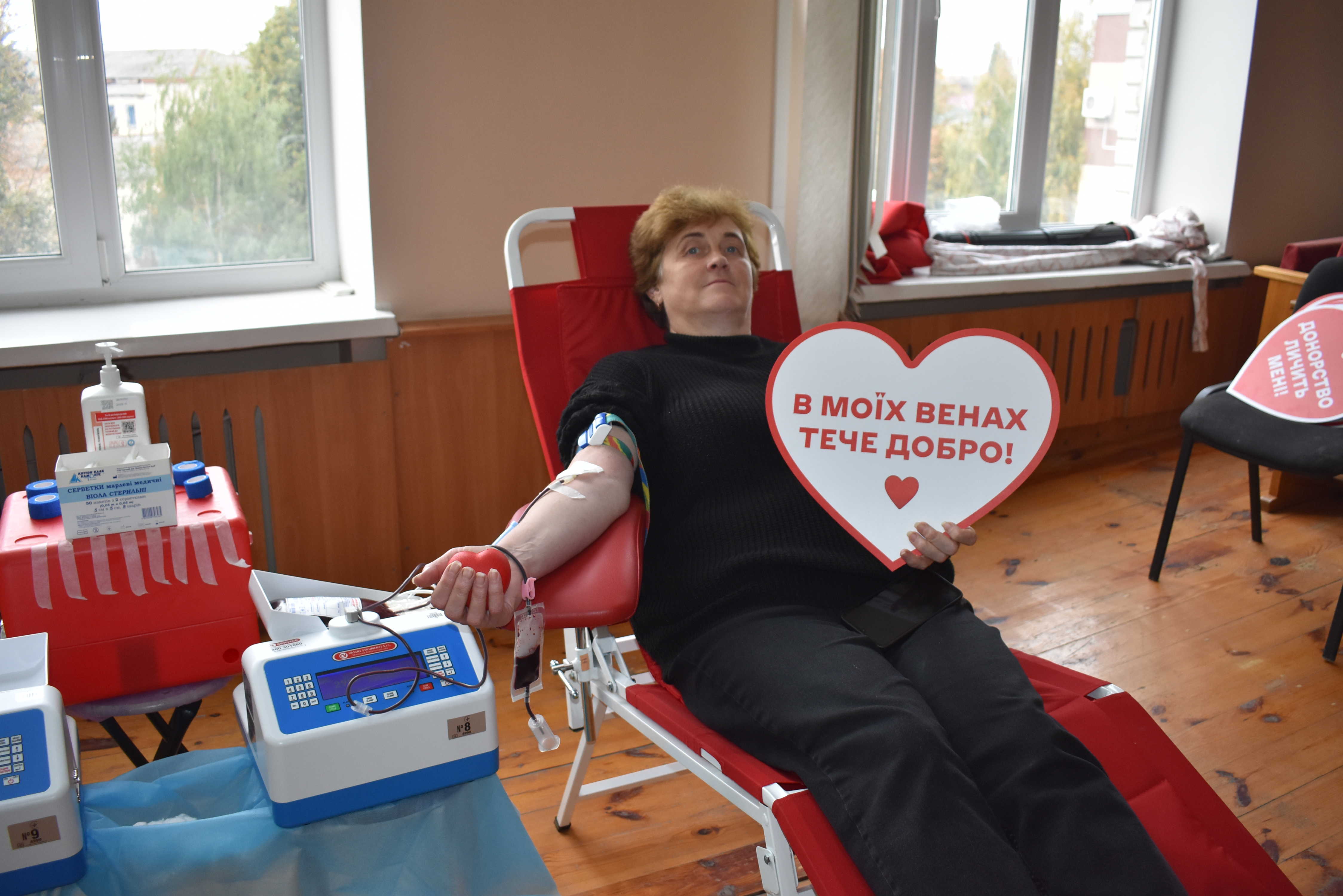 Податківці Чернігівщини вкотре долучились  до благородної справи донорства. Фото № 7/6